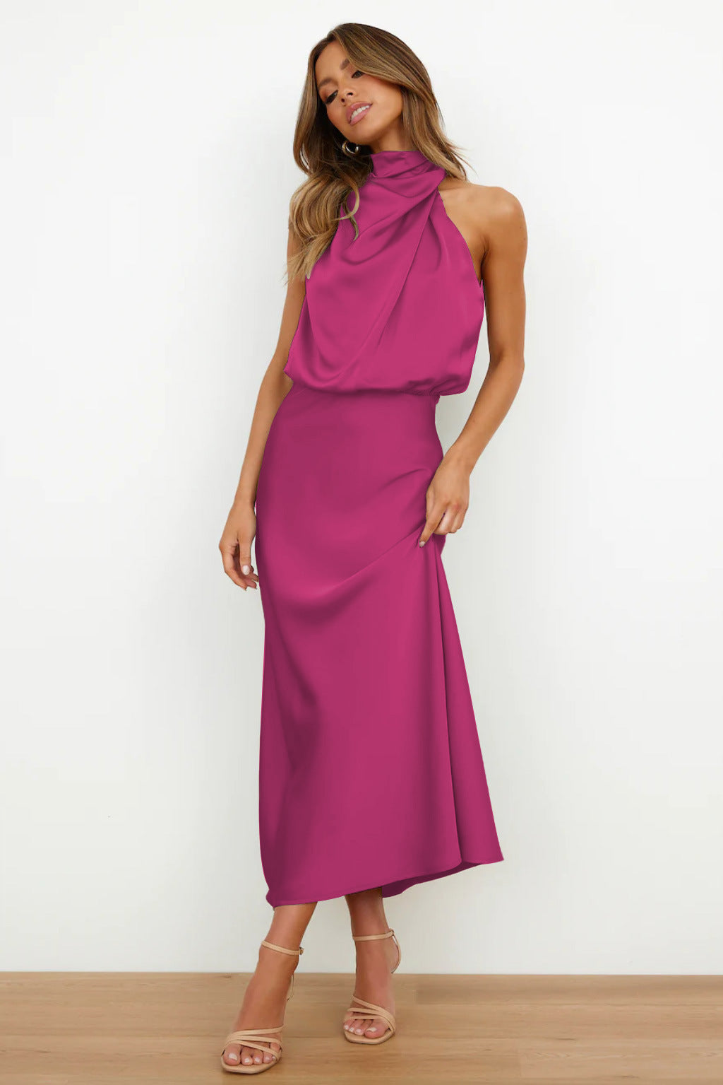 Alessia – Open-Back Dress