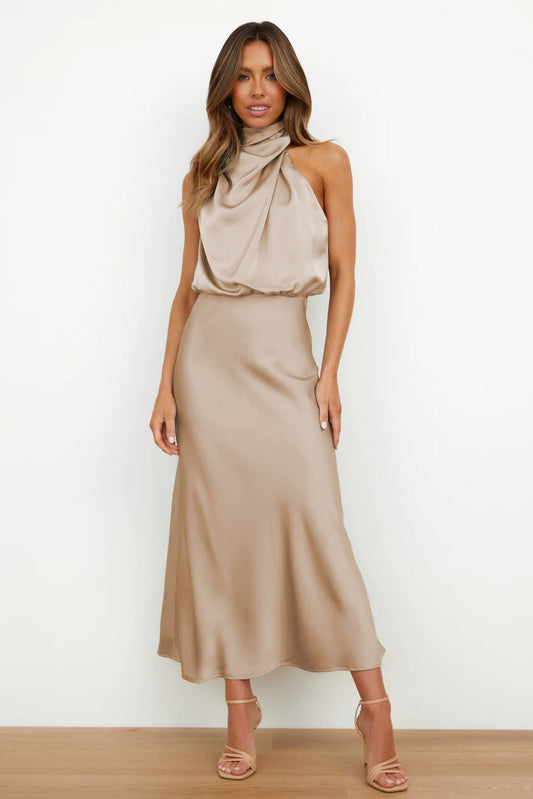 Alessia – Open-Back Dress